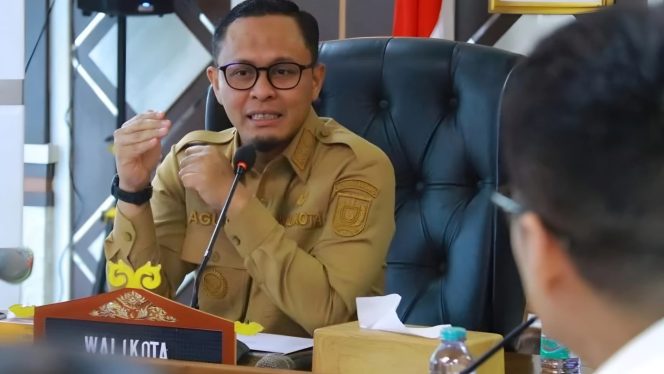 
 📸 Wali Kota Agung Nugroho meresmikan program Satu ASN Satu RW di Pekanbaru.