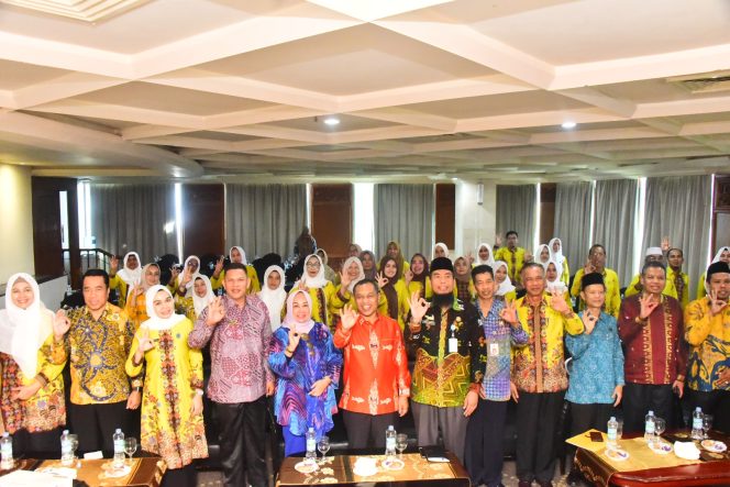 
 ,? Wabup Bengkalis, H Bagus Santoso Foto Bersama dalam kegiatan FGD PKK. 