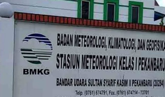 
 ? Badan Meteorologi, Klimatologi, dan Geofisika (BMKG) Stasiun Pekanbaru.