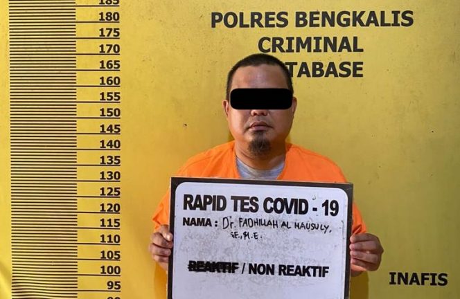 
 ? Mantan Ketua Komisi Pemilihan Umum, FAM.