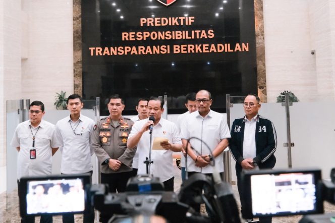 
 📷 Kasatgas Anti-Mafia Bola Polri Irjen Asep Edi Suheri saat jumpa pers di Gedung Bareskrim Polri, Jakarta Selatan.