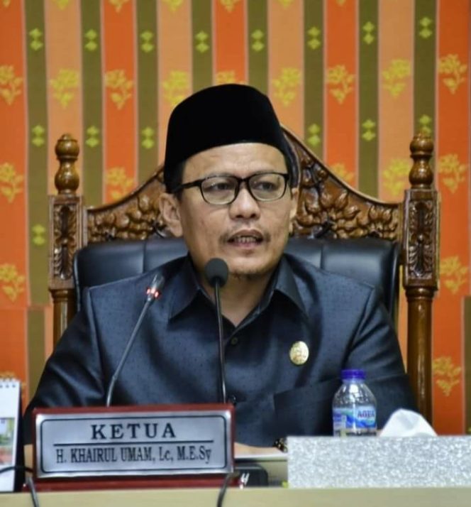 
 ? Ketua DPD Partai Keadilan Sejahtera (PKS) Kabupaten Bengkalis H. Khairul Umam, Lc, M.E. Sy.