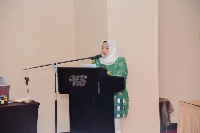 
 ?  Bupati Bengkalis Kasmarni saat membuka secara resmi kegiatan Bimbingan Teknis (Bimtek) Optimalisasi Pengelolaan Dana Badan Layanan Umum Daerah (BLUD) dan Dana Bantuan Operasional Kesehatan (BOK) Puskesmas tahun 2024, Jum'at (23/2/2024) di Jakarta.