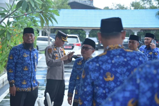 
 ? Sekda Bengkalis Tegaskan Seluruh ASN dan Honorer Wajib Hadir Diacara Halal Bi Halal Pemkab.