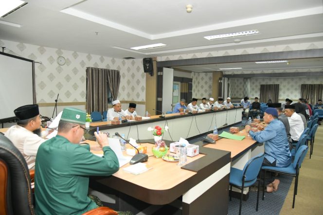 
 ? Rapat kesiapan mengikuti MTQ Riau yang akan diselenggarakan di Kota Dumai.