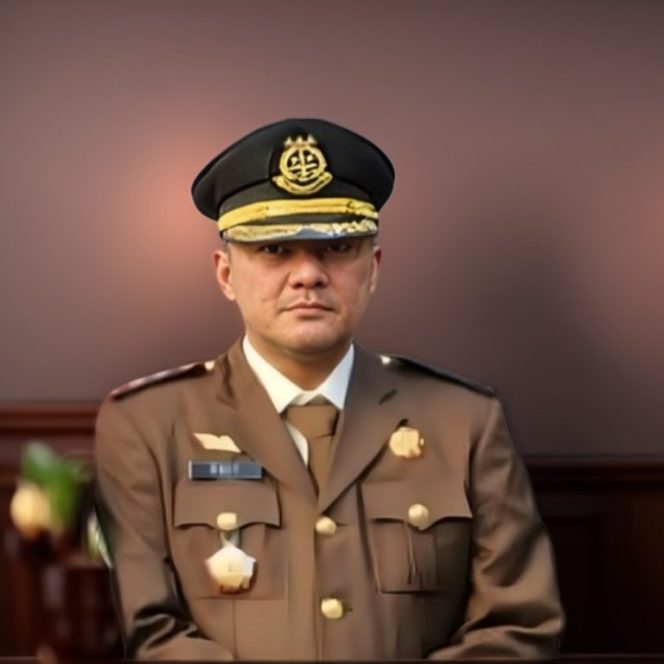 
 Dr. Sri Odit Meganonodo, SH, MH