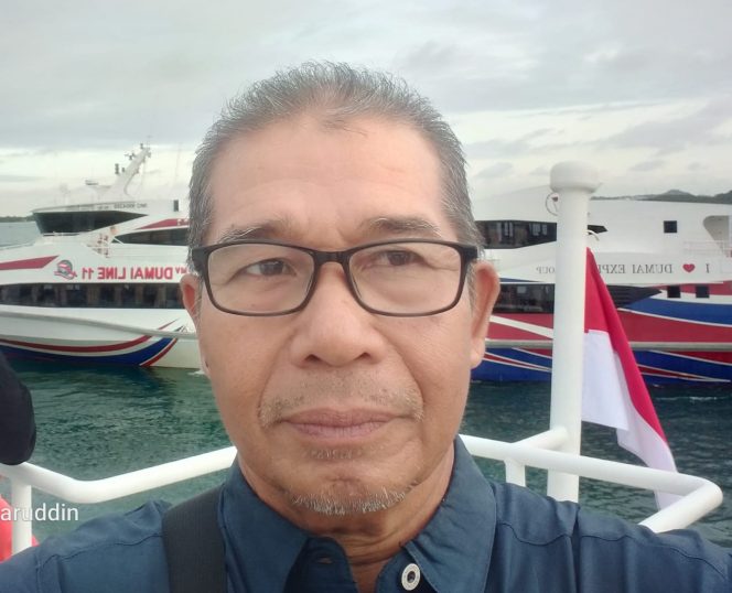 
 Bakhtarudin
