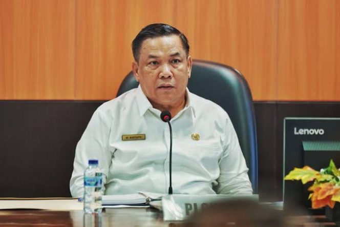 
 ? - Pj Gubernur Riau, SF Hariyanto.(Sumber: Media Center Riau)