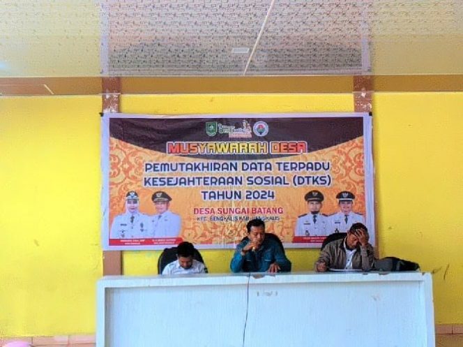 
 Musyawarah Desa Sungai Batang Bahas DTKS 2024