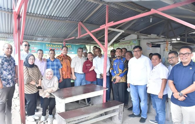 
 📸 Komisi II DPRD Kabupaten Bengkalis melakukan Monitoring infrastruktur jalan di beberapa titik di Kec. Pinggir bersama Dinas PUPR dan Camat Pinggir