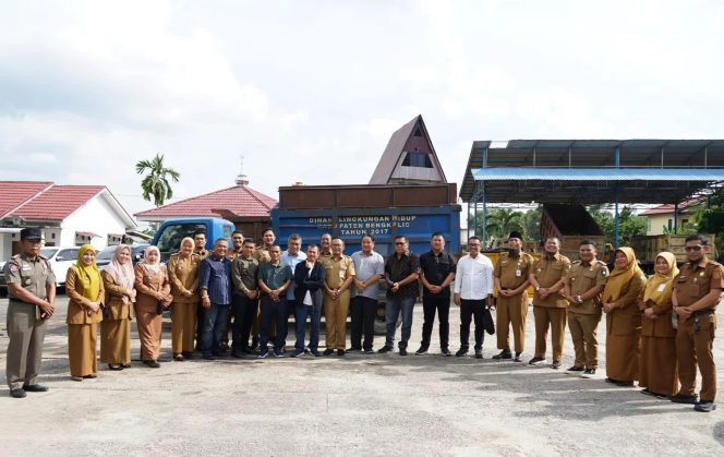 
 📸 Komisi II DPRD Bengkalis Saat Menghadiri Kegiatan Rapat Koordinasi Peningkatan Pengelolaan Sampah di Kecamatan Mandau.