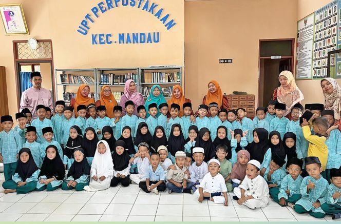 
 📸  Kunjungan literasi siswa/i RA Azzahra Seroja ke UPT Perpustakaan Kecamatan Mandau.