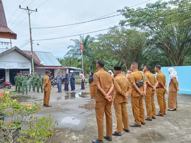 
 Apel pagi Pemdes Jangkang 