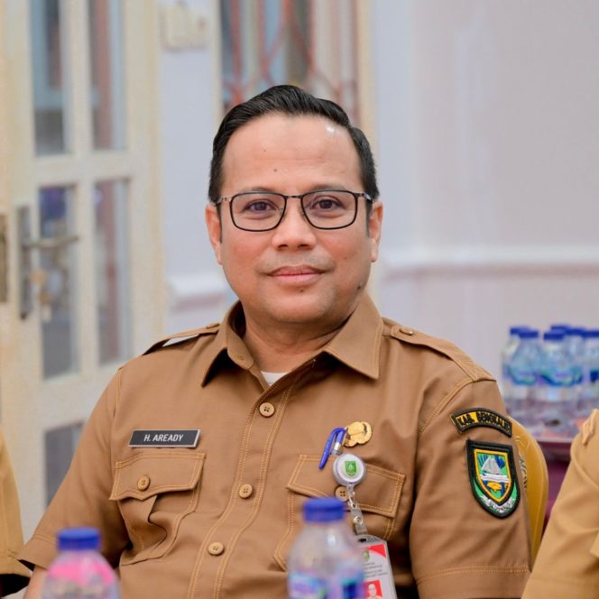 
 Kepala BPKAD Bengkalis, Aready