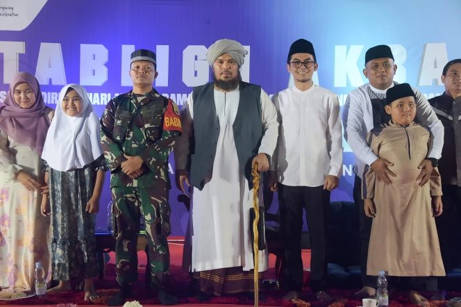 
 📸 Bupati Bengkalis diwakili Plt. Staf Ahli Bupati Bengkalis Bidang Ekonomi, Keuangan, dan Pembangunan, H. Khairi Fahrizal, Menghadiri Tabligh Akbar dalam Rangka HUT Pertamina RU II Sungai Pakning.