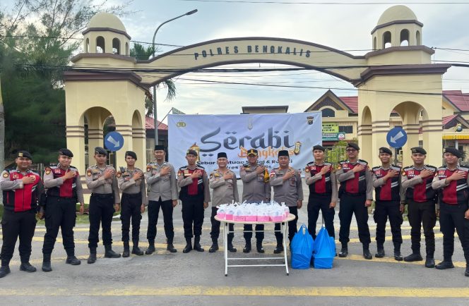 
 📸 Polres Bengkalis melalui Satuan Samapta dan Pamobvit meluncurkan program kemanusiaan ‘Serabi Bengkalis’. (Ist)