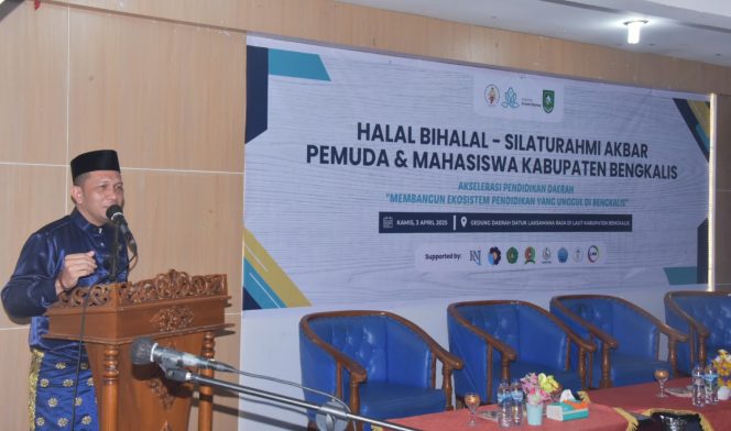 
 📸 Kepala Badan Perencanaan Pembangunan Daerah (Bappeda) Kabupaten Bengkalis, Rinto mewakili Bupati Bengkalis.