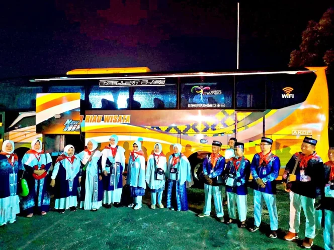 
 📸 21 Calon Jamaah Asal Bengkalis Dilepas Menuju Embarkasi Batam.