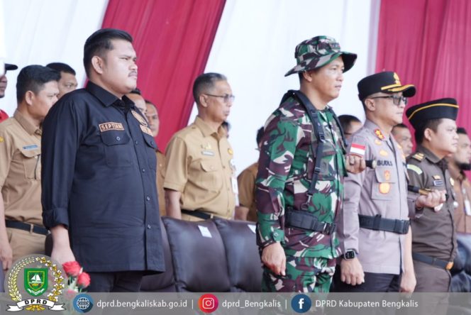 
 📸 DPRD Bengkalis Apresiasi Sinergi TNI dan Pemerintah dalam TMMD ke-124.