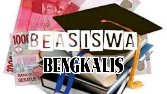 
 📸 Bupati Kasmarni umumkan daftar penerima beasiswa berprestasi dan kurang mampu 2024.