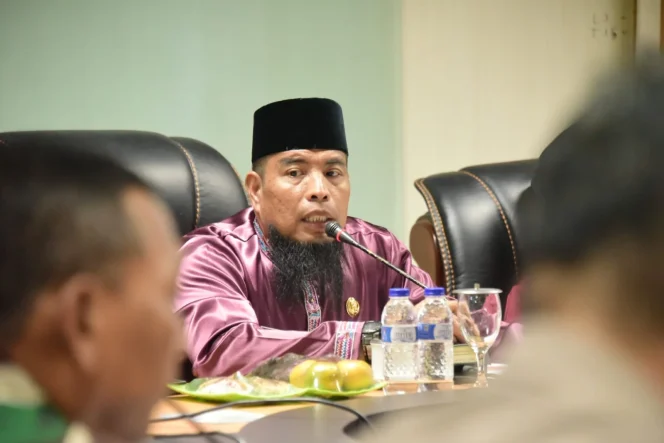 
 📸 Asisten Pemerintahan dan Kesejahteraan Rakyat, Andris Wasono, pimpin Rapat persiapan Hari Jadi Bengkalis ke-513 tahun 2025