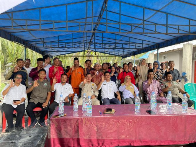 
 📸 Dinas TPHP Bengkalis melaksanakan dua program strategis DAK Non Fisik 2025: Sekolah Lapang dan Layanan Operasional BPP untuk meningkatkan kapasitas petani secara berkelanjutan.