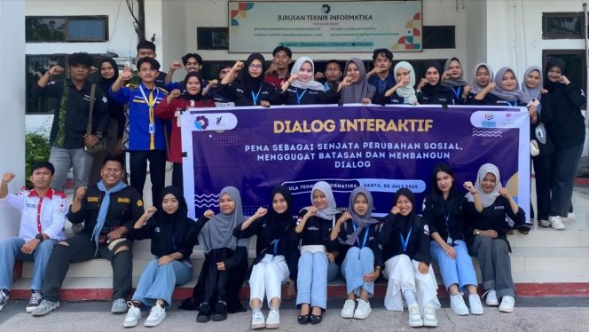 
 📸 UKM Jurnalistik Polbeng menggelar dialog interaktif bertema perubahan sosial, mengangkat isu kampus dan mendorong ruang kritik yang sehat di kalangan mahasiswa.