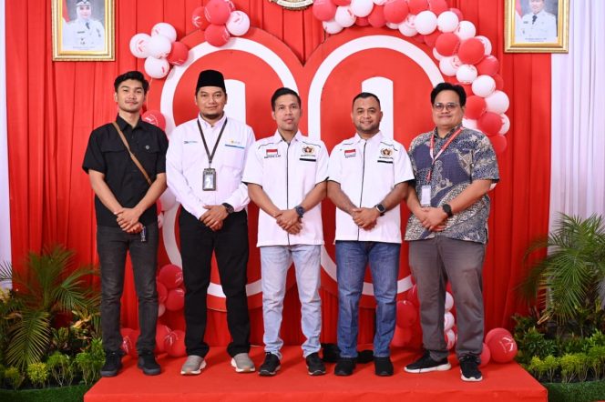 
 Ado Putra bersama tekan wartawan di acara HUT RI ke 80