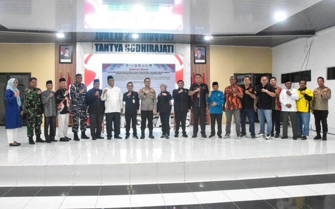 
 Bupati bersama para Tokoh tokoh masyarakat serta Polres gelar Deklarasi Damai Harkamtibmas