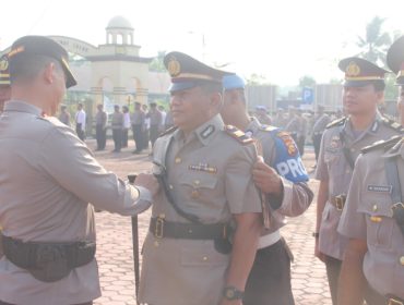 ๐ธ Kapolres Bengkalis memimpin upacara sertijab pejabat utama dan kapolsek, Rabu, 25 Maret 2026.