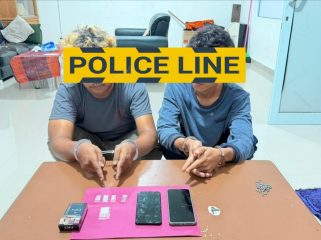 📸 Polisi menyita sabu dan ponsel dari dua tersangka di Mandau.