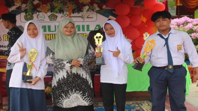 
 📸 Puncak peringatan Milad ke-36 madrasah di Kecamatan Siak Kecil, Selasa, 14 April 2026.