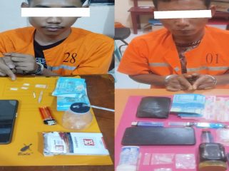 📸 Polsek Siak Kecil menangkap dua pria dalam pengembangan kasus jaringan sabu Bengkalis-Siak.