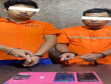 📸 Dua tersangka kasus narkotika menjalani pemeriksaan di Mapolres Bengkalis.
