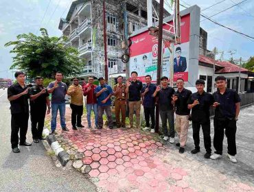 📸 Kabid Infrastruktur Teknologi Informasi Diskominfotik Bengkalis Indra Muda bersama tim teknis dan perwakilan penyedia layanan internet meninjau sejumlah titik penataan Kabel Fiber Optic di Pulau Bengkalis, Selasa, 09 Juni 2026.