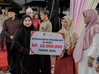 📸 Bupati Bengkalis Kasmarni menghadiri Tabligh Akbar 1 Muharram 1448 Hijriah di Kecamatan Mandau.