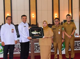 📸 Bupati Bengkalis Kasmarni membuka Asistensi IEPK 2026 bersama BPKP Riau untuk memperkuat tata kelola pemerintahan dan efektivitas pengendalian korupsi.