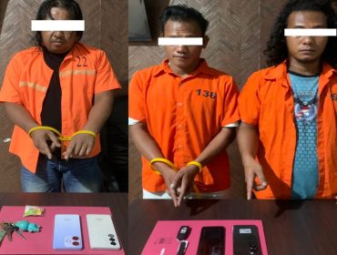 📸 Tiga pria yang diduga terlibat peredaran sabu diamankan Polres Bengkalis.