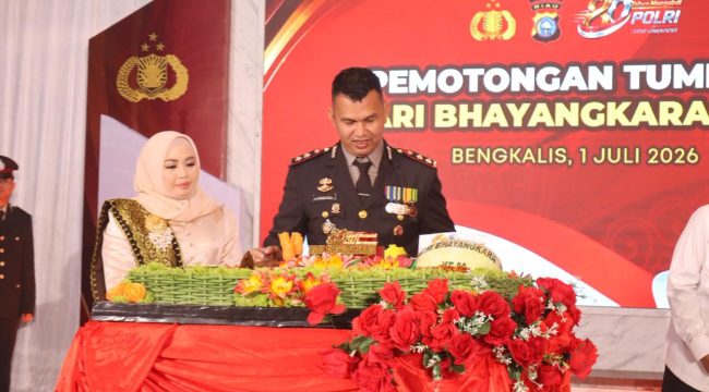 📸 Kapolres Bengkalis Fahrian Saleh Siregar dalam penyampaiannya pada syukuran Hari Bhayangkara ke-80 di Aula Tantya Sudhirajati, Rabu, 1 Juli 2026.