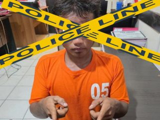 📸 Polisi mengamankan pria berinisial YR dalam kasus dugaan penyalahgunaan narkotika jenis sabu di Bukit Batu, Bengkalis.